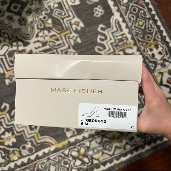 Marc Fisher suede pink block heels NEW - Picture 6 of 6